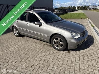 Mercedes C200