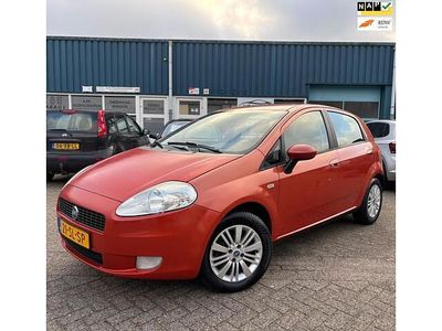 Oranje Occasion 2006 Fiat Grande Punto Hatchback | € 2.100 (Eerlijke prijs)