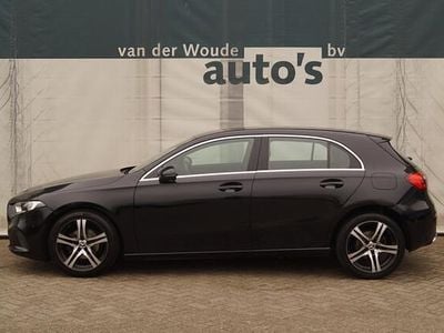 Zwart Occasion 2021 Mercedes A180 Edition Hatchback | € 15.900 (Super prijs)