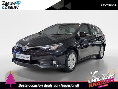 Zwart Gebruikt 2018 Toyota Auris Hatchback | € 15.735 (Eerlijke prijs)