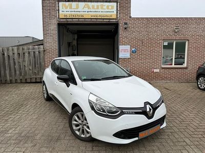 Wit Occasion 2016 Renault Clio IV Hatchback | € 7.999 (Eerlijke prijs)