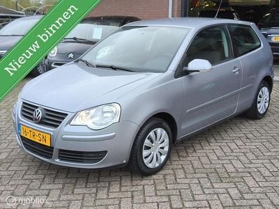 Grijs Occasion 2007 VW Polo Hatchback | € 3.750 (Eerlijke prijs)