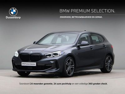 Occasion BMW 118 Executive 136 PK (100 kW) 2021 Grijs Hatchback