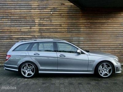 Mercedes C63 AMG