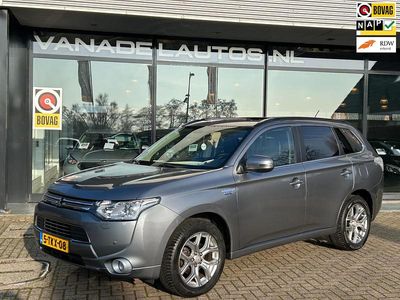 Grijs Occasion 2014 Mitsubishi Outlander P-HEV Instyle SUV | € 8.949 (Eerlijke prijs)