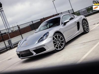 Porsche 718 Cayman