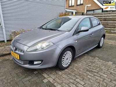 Grijs Gebruikt 2010 Fiat Bravo Dynamic Hatchback | € 2.750 (Eerlijke prijs)