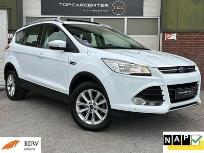 Wit Gebruikt 2016 Ford Kuga Titanium SUV | € 11.999 (Eerlijke prijs)