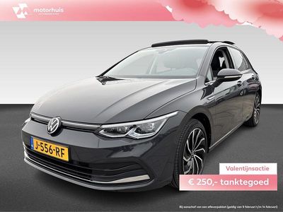 Grijs Occasion 2020 VW Golf VIII Style Hatchback | € 22.990 (Eerlijke prijs)