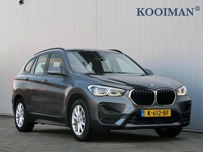 Grijs (metallic) Occasion 2020 BMW X1 Comfort Edition SUV | € 23.950 (Goede deal)