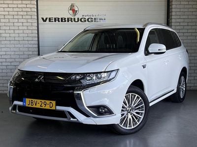Wit Gebruikt 2020 Mitsubishi Outlander P-HEV SUV | € 25.950 (Eerlijke prijs)