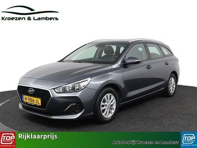 Grijs (metallic) Occasion 2020 Hyundai i30 Comfort Stationwagen | € 16.595 (Duur)
