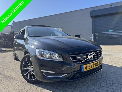 Occasion Volvo V60 2013 Zwart (metallic) Stationwagen