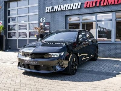 Zwart Gebruikt 2023 Opel Astra Elegance Sedan | € 25.495 (Goede deal)