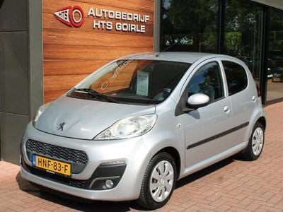 Grijs Gebruikt 2012 Peugeot 107 Hatchback | € 5.750 (Eerlijke prijs)
