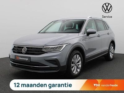 Grijs Gebruikt 2022 VW Tiguan Business SUV | € 26.450 (Goede deal)