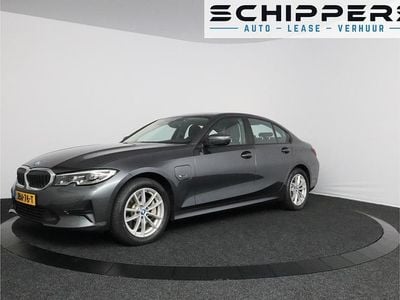 BMW 330e