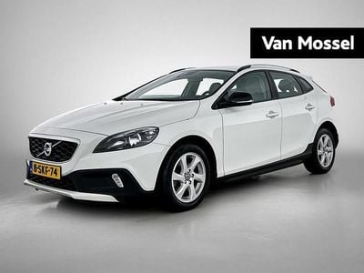 Gebruikt 2013 Volvo V40 CC Momentum Stationwagen | € 15.940 (Goede deal)