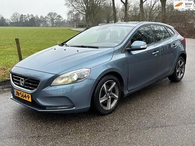 Occasion Volvo V40 Summum 114 PK (83 kW) 2014 Blauw Hatchback