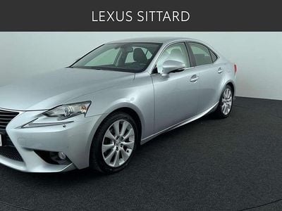 Lexus IS300h