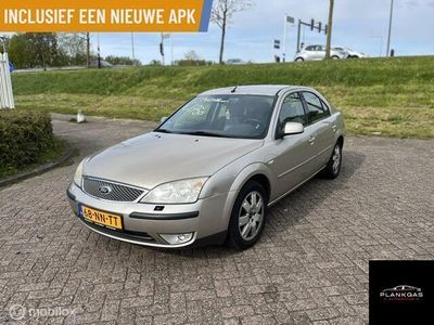 tweedehands Ford Mondeo 2.0-16V First Edition