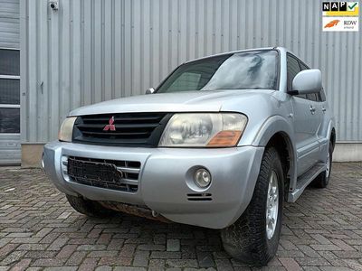 Grijs (metallic) Gebruikt 2004 Mitsubishi Pajero SUV | € 2.414