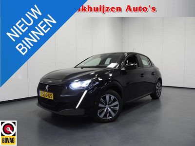 Zwart Gebruikt 2023 Peugeot e-208 Active Hatchback | € 17.140 (Goede deal)