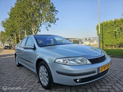 Occasion Renault Laguna II Dynamique 207 PK (152 kW) 2004 Grijs Hatchback