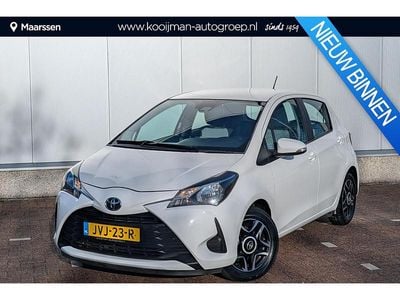 Wit Occasion 2020 Toyota Yaris Design Hatchback | € 14.950 (Super prijs)