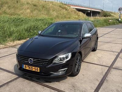 Gebruikt 2014 Volvo V60 Stationwagen | € 10.000 (Eerlijke prijs)
