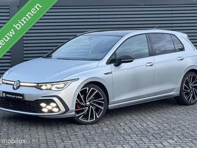 Grijs Gebruikt 2022 VW Golf VIII GTD Hatchback | € 31.950 (Eerlijke prijs)