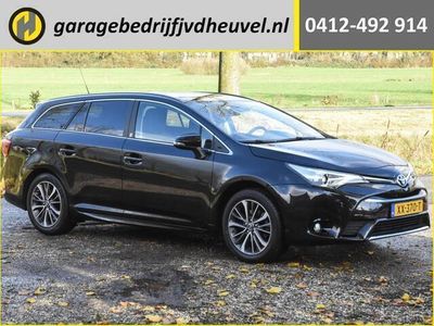 tweedehands Toyota Avensis Touring Sports 1.8 VVT-i SkyView Edition automaat