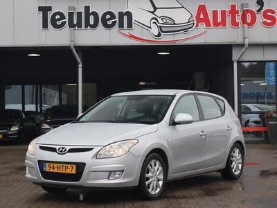 tweedehands Hyundai i30 2.0i Style Airco Climate control Automaat Afnee