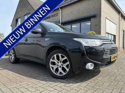 tweedehands Mitsubishi Outlander 2.0 PHEV Instyle+ (Exportprijs) Leder / Trekhaak /