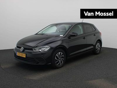 Zwart Gebruikt 2024 VW Polo Edition Hatchback | € 24.900 (Eerlijke prijs)