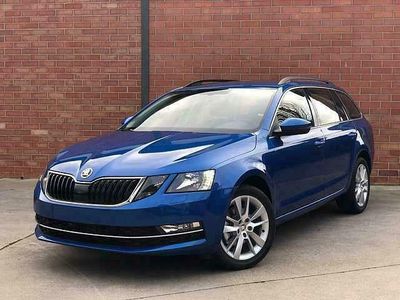 Blauw Occasion 2019 Skoda Octavia Stationwagen | € 23.900 (Iets duurder)