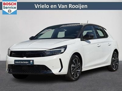 Wit Gebruikt 2024 Opel Corsa Hatchback | € 21.450 (Eerlijke prijs)