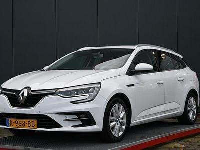 Wit Occasion 2020 Renault Mégane IV Business Stationwagen | € 14.950 (Goede deal)