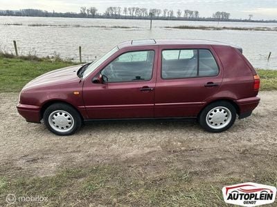 VW Golf III
