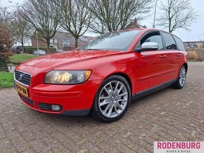 Rood Gebruikt 2007 Volvo V50 Momentum Stationwagen | € 1.750 (Goede deal)