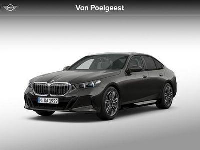 Sophistograu brillianteffect metallic (grijs metallic) Nieuw 2026 BMW 520 Comfort Edition Sedan | € 85.587 (Goede deal)