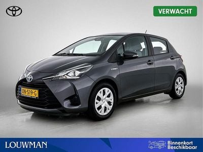 Occasion Toyota Yaris Hybrid Active 99 PK (72 kW) 2019 Grijs Hatchback
