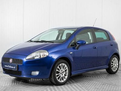 Blauw Occasion 2009 Fiat Grande Punto Hatchback | € 2.900 (Eerlijke prijs)