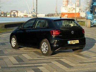 Zwart Occasion 2019 VW Polo Comfortline Hatchback | € 13.000 (Goede deal)