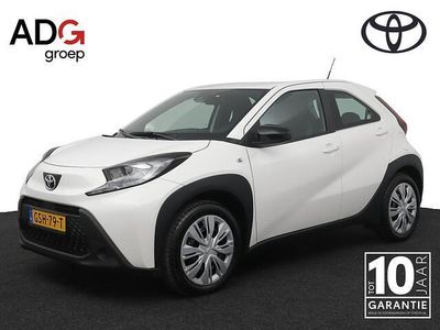Wit Occasion 2024 Toyota Aygo X Play SUV | € 20.950 (Eerlijke prijs)