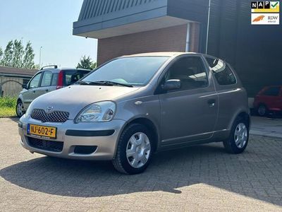 tweedehands Toyota Yaris 1.0 VVT-i Terra APK, BOEKJES, GOED ONDERHOUDEN!