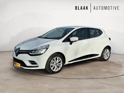Wit Occasion 2018 Renault Clio IV Intens Hatchback | € 11.185 (Eerlijke prijs)