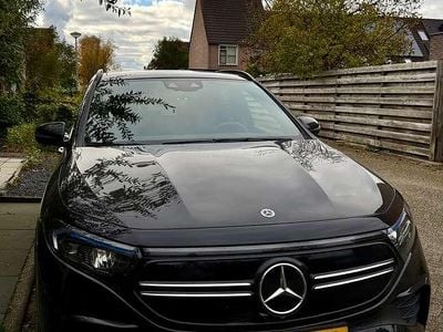 Mercedes EQA250