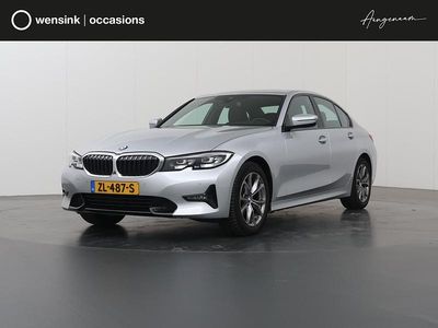 Grijs Occasion 2019 BMW 320 Executive Sedan | € 24.630 (Eerlijke prijs)