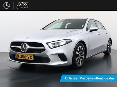 Grijs Gebruikt 2022 Mercedes A180 Advantage Hatchback | € 22.880 (Goede deal)